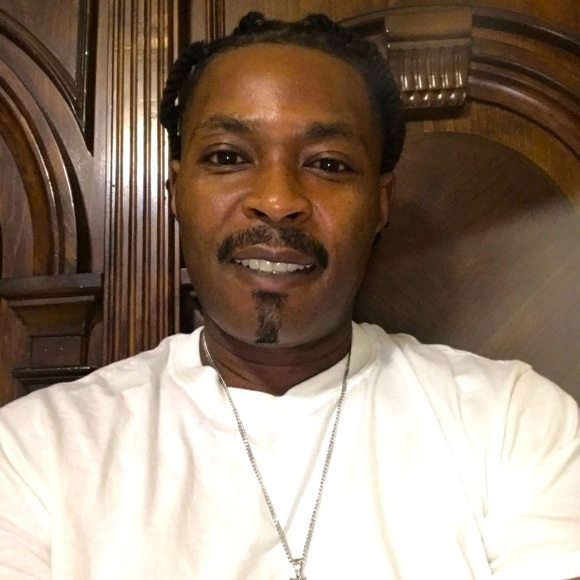 Meet your Posher, Darvius - Picture 1 of 6